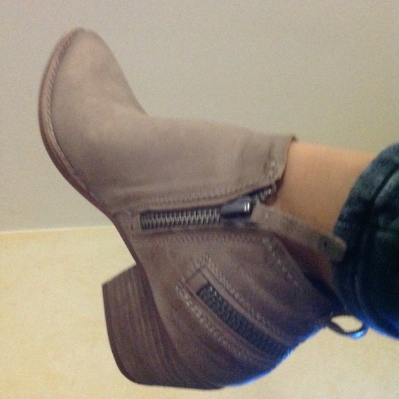 dolce vita ankle shoes